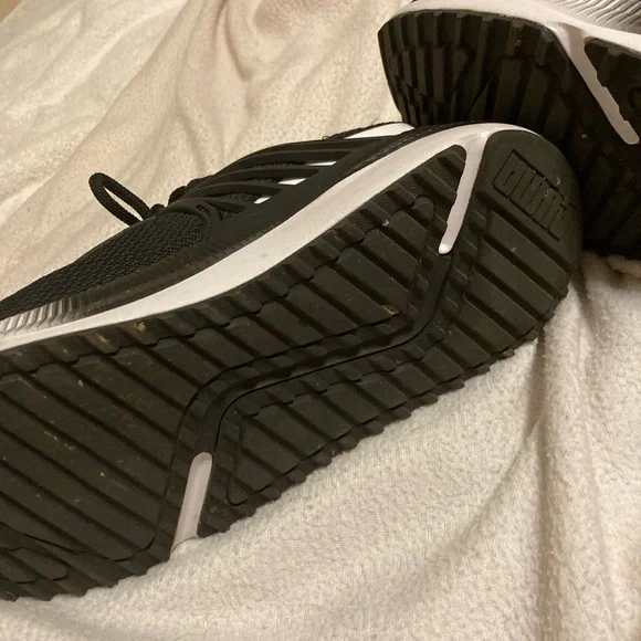 9.5 Men’s PUMA soft foam optimal comfort Brand New never worn - Picture 6 of 7